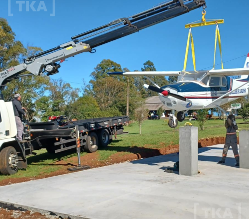 21f22b41-a004-422d-a25a-234e8bc3190e